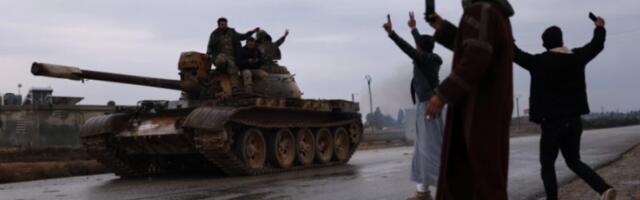 Сиријска војска појачава опкољавање Курда у провинцији Рака