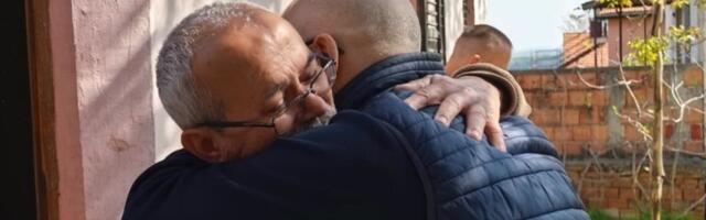 Председник СНС посетио Мирка Павлова: Полиција да ради свој посао или да скине униформу