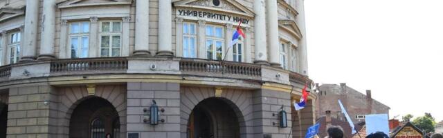 „Odbor za Statutarna pitanja dao pozitivno mišljenje o integraciji spornog Fakulteta srpskih studija u Univerzitet u Nišu“: Studenti u blokadi Filozofskog