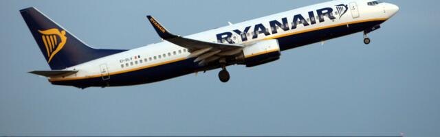Oštećenje prozora na avionu u Solunu možda izazvao 'strani predmet': Rajaner