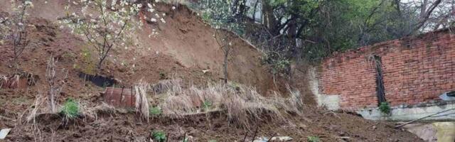 Sanira se zid zbog klizišta u Deligradskoj – saobraćaj se preusmeruje