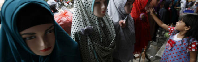 Аустријски парламент усвојио забрану ношења мараме у школама