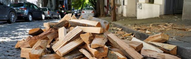 Dobrotvorna akcija Eparhije bačke: Obezbeđen ogrev za 14 porodica