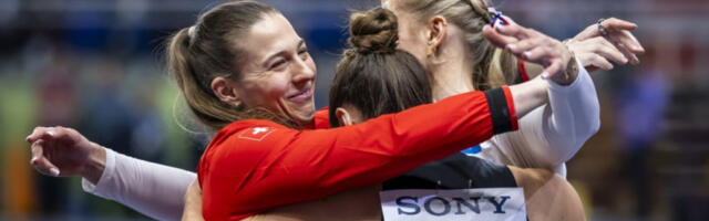 Америчка штафета освојила злато на Светском првенству у дворани