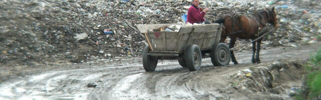 Četiri petine romskih domaćinstava nema osnovna sredstva za život, a anticiganizam se ne kažnjava: Yurom Centar povodom Svetskog dana Roma