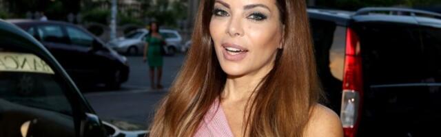 Lepotu nasledila od mame, za uspeh se sama bori: Ćerka Nikolina Pišek gradi ozbiljnu karijeru daleko od reflektora