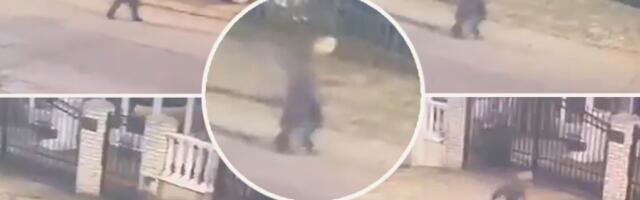 POGLEDAJTE SNIMAK NADZORNE KAMERE IZ NIŠA! Dečak u pidžami prolazi ulicom, a onda mu se gubi svaki trag! (VIDEO)