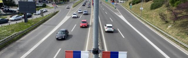 AMSS: Povoljni uslovi za vožnju, umeren saobraćaj