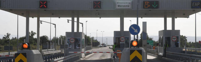 Radnici na naplatnim rampama auto-puta dobili tabele za upisivanje kapilarnih glasova