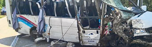 Девојка страдала, 16 особа повређено