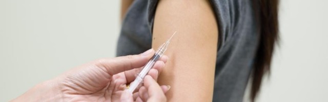 Dojče vele: Bogati su razgrabili vakcine