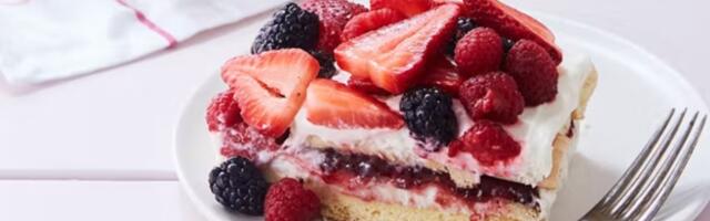 Tiramisu sa bobičastim voćem - bez pečenja!