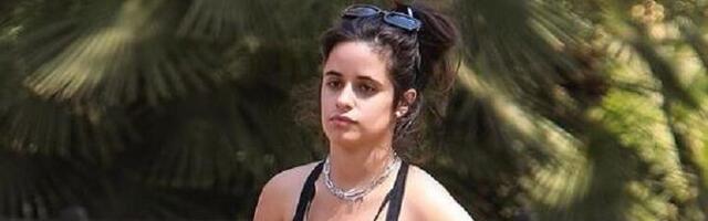 Ne prestaju da je vređaju zbog kilaže: Pevačica im odgovorila