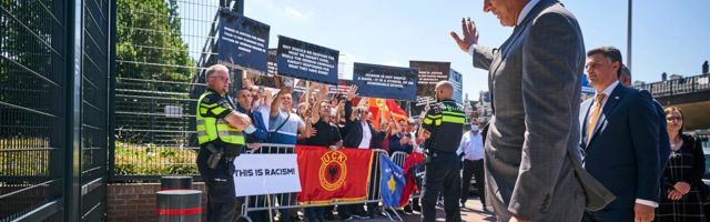 Hoće li se Amerika odreći Tačija