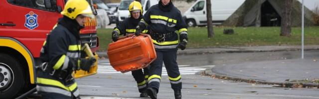 Požar na Adi Ciganliji: Vozači, OPREZ (VIDEO)