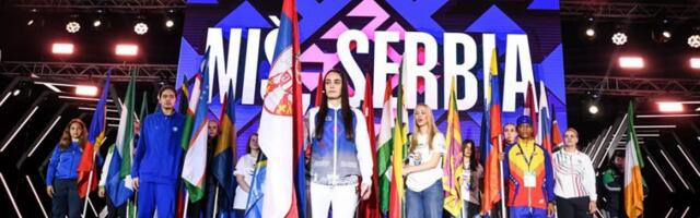 SVE OČI UPRTE U NIŠ: Sutra se piše istorija srpskog boksa, osam takmičarki u borbi za medalju