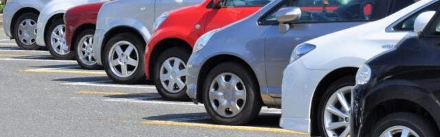 UKOLIKO VAM JE MRSKO DA IDETE PREVOZOM, OVO JE IDEALNO REŠENJE! Srbi masovno kupuju ovaj auto za samo 500 evra!