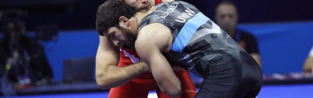 Aleksandar Komarov najbolji srpski rvač, Vojislav Trajković najbolji trener u 2025. godini