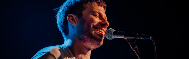 “Sve je teže podvaljivati iste trikove”: Ekskluzivni intervju sa frontmenom benda KOIKOI Markom Grabežom u štampanom izdanju Nedeljnika