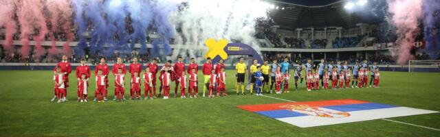 Zvezda i Vojvodina propustili šansu da pokažu veličinu posle finala: Od 33 igrača, jedan stao pred novinare