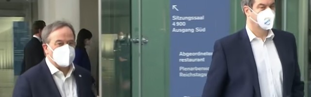 N. Radičević: Dva novinara u trci da zamene Angelu Merkel