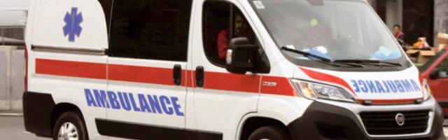 ​Две особе лакше повређене у два удеса у Београду