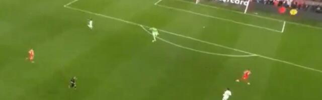 Amaterski kiks Nojera u Ligi šampiona: Ovako nešto se ne radi na ovom nivou, Guler! dao gol posle 44 sekunde