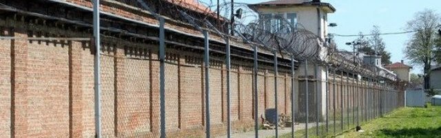 RADNIK U KPD "ZABELA" ZARAŽEN KORONOM Nalazi se u teškom stanju, oštećena su mu oba plućna krila, HITNO PREBAČEN ZA BEOGRAD