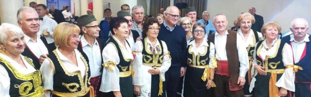 Podignuta optužnica protiv Vesića i još 12 osoba zbog pada nadstrešnice u Novom Sad