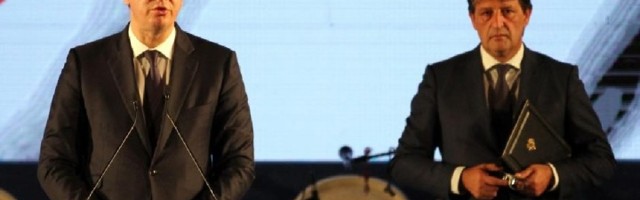 "Umesto mišljenja stručnjaka, Vučiću odluke o merama donosi BIA"