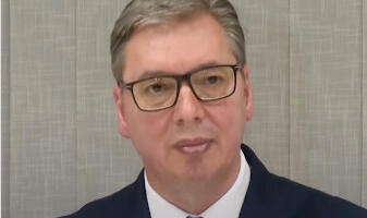 Pobeđivaću ih radom, marljivošću i rezultatima! Vučić: “Da im vređam porodice, ne pada mi na pamet”