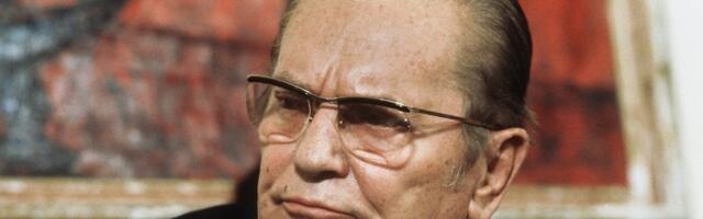 Naša pevačica se RUKOVALA SA TITOM, pa TRI DANA NIJE PRALA RUKE! Podelila prisni trenutak sa Jovankom koji joj se duboko urezao: "Nisam ni naslutila, bila sam u garderobi"