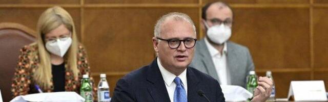 NISAM LOVAC NA FUNKCIJE! Moje rezultate, znanje, obrazovanje, energiju i rad niko ne može da mi oduzme