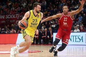 Марко Гудурић потписао нови уговор са Фенербахчеом