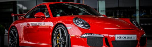 Nakon 70 godina braka kupili Porsche 911!
