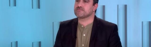 Protest podrške Radivoju Jovoviću: Profesor u strogom kućnom pritvoru