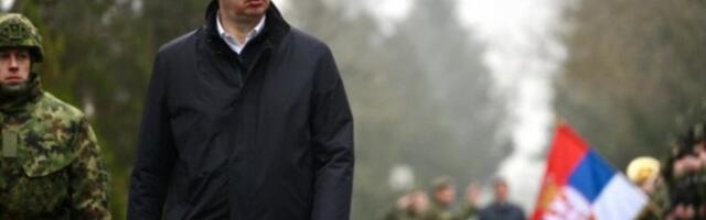 KOMADANT MU PREDAO RAPORT! Obeležava se dan SAJ, Vučić položio venac na spomen-zid!