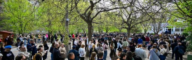 Na izborima u Mađarskoj do 17 časova glasalo 74 odsto građana