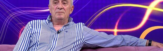 "OSEĆAO SAM SE KAO DA SAM SREO JEDNU OBIČNU ŽENU" Šeki Turković o teškom odrastanju i susretu sa majkom nakon mnogo godina