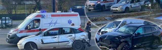 Lančani sudar na Novom Beogradu! Hitna pomoć na mestu nezgode (FOTO)