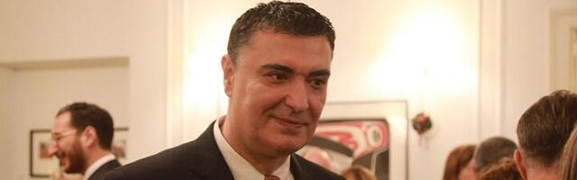 Rusi smenili Bastu?!