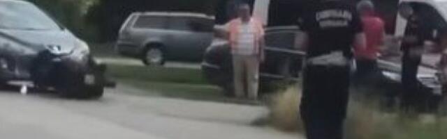 Automobil udario ženu koja je vozila motocikl u Veterniku (VIDEO)