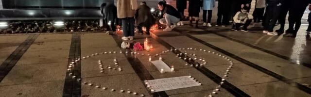 "Neka sve stane na 14 minuta" - protest zbog tragedije u Novom Sadu u petak