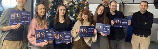 Dodeljene potvrde polaznicima pete generacije Danasove škole novinarstva