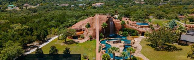 LEGENDARNI SPORTISTA LUKSUZNO IMANJE IZ SNOVA PRODAJE NA VELIKOM SNIŽENJU! Akvapark, reka, bioskop, igraonica... Sve što možete da zamislite - čak i kornjača!