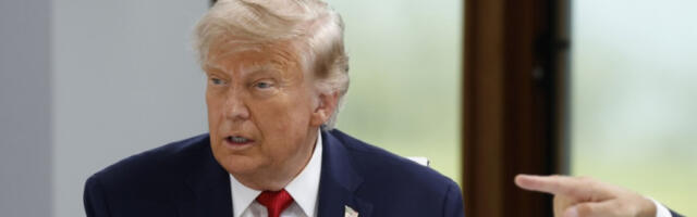 Трамп: Уколико Иран не буде поштовао споразум, бомбардоваћемо их опет