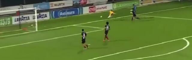 Skandalozna eliminacija Hamruna: Penal posle lopte koja je izašla u gol-aut, policija čuvala sudije od besnih igrača! /VIDEO/
