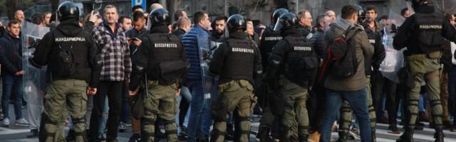 Tepić: U subotu svi pozovite MUP i prijavite policiji „policiju i parapoliciju“