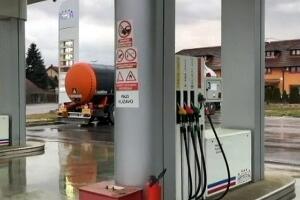 Брисел спушта рампу и на увоз руских нафтних деривата, Москва узвраћа контрасанкцијама