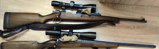 U kući krio lovačke karabine sa optičkim nišanima: Uhapšen muškarac iz Despotovca